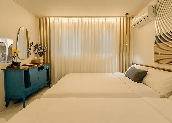 Gangnam,5-minute Walk From Seonjeongneung Station,located In Nonhyeon,4 People,apgujeong, Itaewon Appartement Seoel