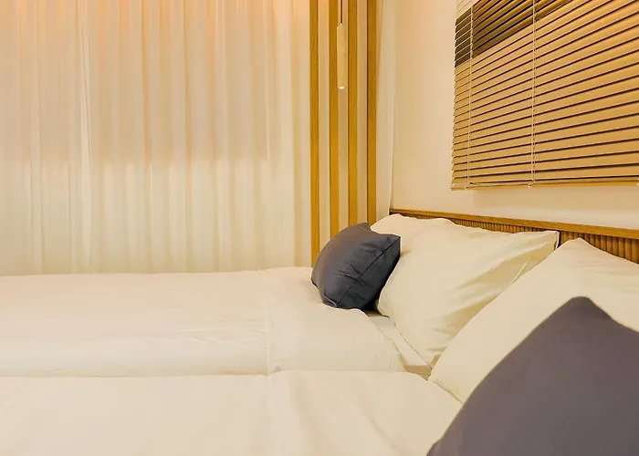 Gangnam,5-minute Walk From Seonjeongneung Station,located In Nonhyeon,4 People,apgujeong, Itaewon Appartement Seoel