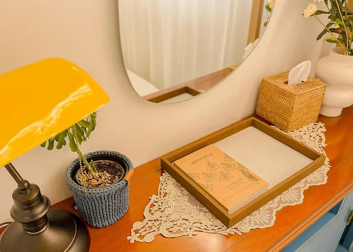 Appartement Gangnam,5-minute Walk From Seonjeongneung Station,located In Nonhyeon,4 People,apgujeong, Itaewon